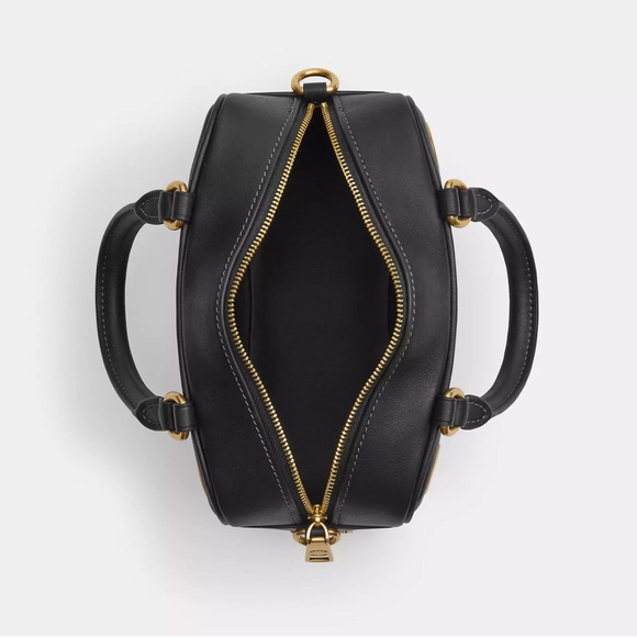 Coach - Picture 3 of 4